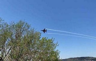 ‘Solo Türk’ Çanakkale semalarında prova uçuşu...