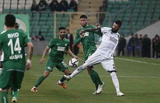 Spor Toto 1. Lig: Bursaspor: 1 - Kocaelispor: 1 (İlk...