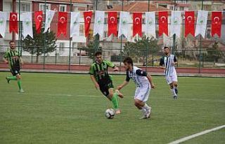 Sungurlu Belediyespor namağlup şampiyon oldu