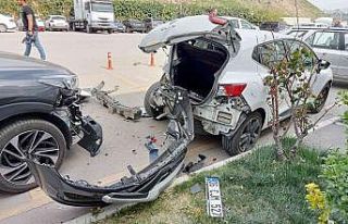 Sürücüsünün baygınlık geçirdiği iddia edilen...