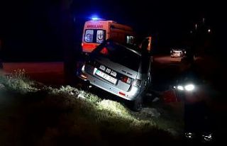 Tabelaya çarpan sürücü hayatını kaybetti