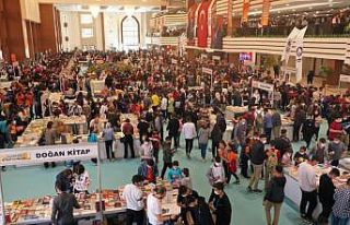 Tahmazoğlu’ndan kitap fuarına davet