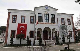 Tarihi bina 155 yıldır vatandaşlara hizmet ediyor