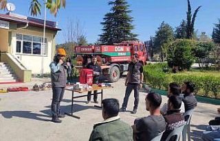 Tarsus’ta yangınla mücadele gönüllülerine eğitim...