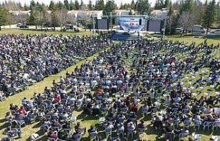 TEI Genel Müdürü Akşit, çalışanlarla bir araya...