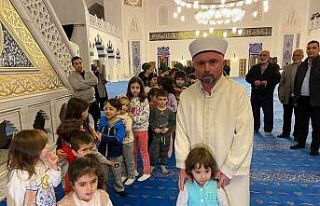 Teravih treni ile milyonların gönlüne dokundu