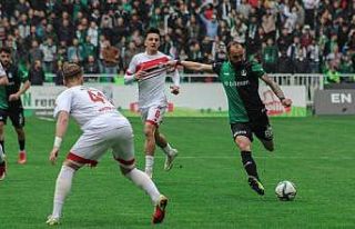 TFF 2. Lig: Sakaryaspor: 3 - Turgutluspor: 0