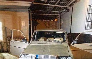 Tren raylarının tamir ve bakım malzemelerini çaldılar