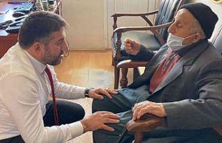 Türkcan: "Vatandaş kapıda beklemez"