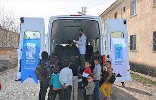 Tuşba Belediyesi’nden ‘Mobil kuaförlük’ hizmeti