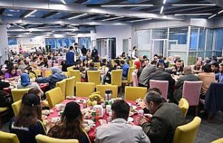 Tuzla’da 30 yıllık gelenek: Yetim ve öksüz çocuklar...