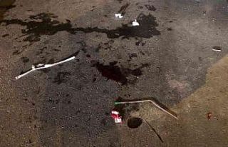 Tuzla’da kontrolden çıkan otomobil park halindeki...