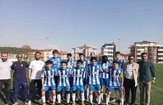 U16 Gençler Futbol Ligi’nin şampiyonu 1299 Bilecik...