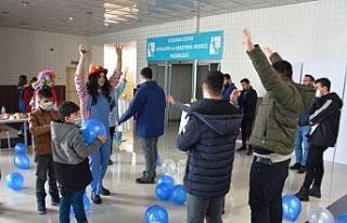 Üniversite öğrencilerinden farkındalık etkinliği