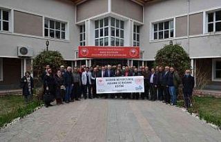 Üreticilere pestisit kullanımı konusunda bilgilendirme...