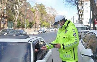 Uşak’ta 2 bin 605 araç sürücüsüne para cezası...