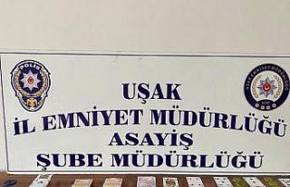 Uşak’ta kumar oynayan 3 kişiye para cezası kesildi