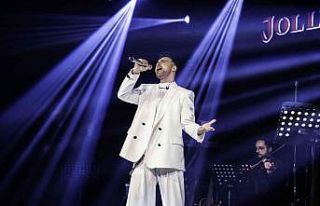 Usta yorumcudan Usta Şarkılar albümü