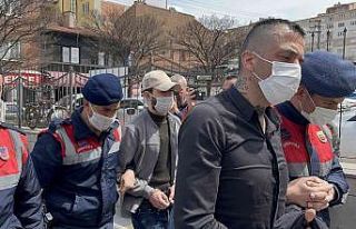 Uyuşturucu operasyonunda yakalanan 2 kişi serbest...