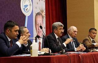 Vali Bilmez Erciş’te muhtarları dinledi