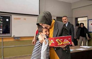 Vali Bilmez’in eşi, özel öğrencilerle bir araya...