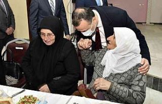 Vali Taşbilek ilçe iftar programlarının finalini...