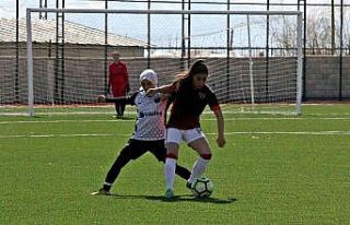 Van Büyükşehir Belediyesi Kadın Futbol Takımı...