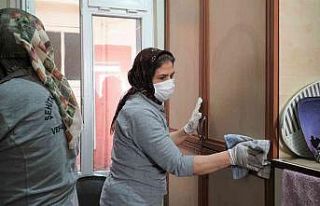 “Vefa Hizmeti” Ramazan’da yaşlıların yüzünü...