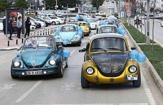 Vosvoslar otizm farkındalığı için yollarda