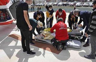 Yangında yaralanan 6 aylık bebek hava ambulansıyla...