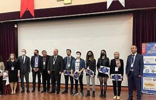 Yapay Zeka Topluluğu ’5. Ege Bilişim Zirvesi’ne...