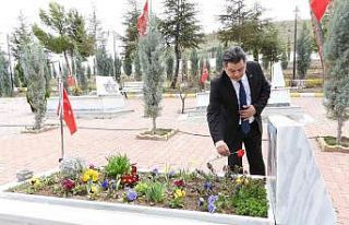 Yerköy’de Polis Haftası dolayısıyla şehitlik...