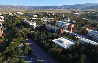 Yeşil kampüste yeşillik çalışmaları sürüyor