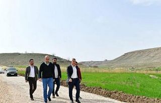 Yeşilyurt Belediyesi ekipleri, mahallelerin ulaşım...