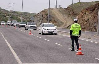 Yozgat’ta bayram öncesi trafik yoğunluğu başladı