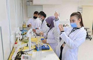 Yunus Emre Sağlık Hizmetleri MYO ara eleman değil...