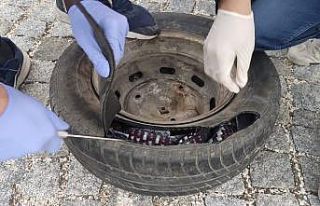 Zehir tacirlerinin araç yedek lastiğe saklanmış...