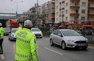 1213 aranan şahıs yakalandı, 26 bin 334 araca ceza...