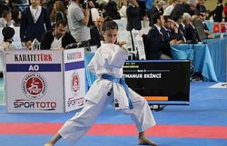 1800 sporcu tatamide şampiyon olmak için ter dökmeye...