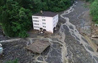 3 yıl önce selde yıkılmıştı yeniden yapılıyor