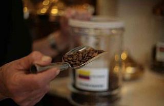 40 yıllık hatır için 77 senedir kahve satıyorlar