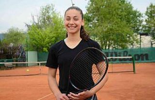 4 yaşından beri korttan çıkmıyor, basamakları...