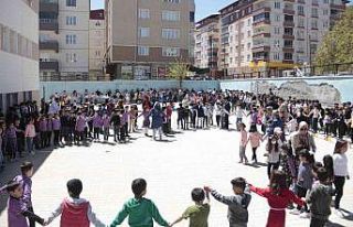 500 çocuk ’Merkezim Her Yerde’ projesi etkinliğinde...