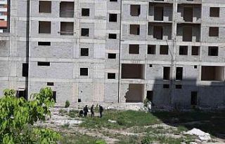 9. kattan atlayan genç hayatını kaybetti