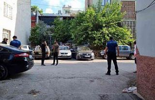 Adana’da sokak ortasında vurulan şahıs öldü