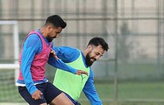 Afyonspor ligin son maçının hazırlıklarını...