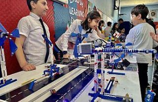 Ağrı’da projelerin sergilendiği Bahar Şenliği...