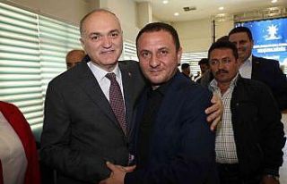 AK Parti bayramlaşmasında birlik mesajı verildi