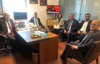 AK Partililer Bakan Yardımcısı Alpay ile bir araya...