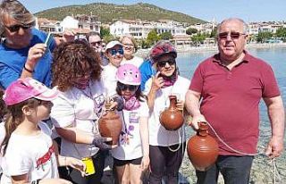 Akdeniz’den Ege’ye yürüyüp testilerle su taşıdılar